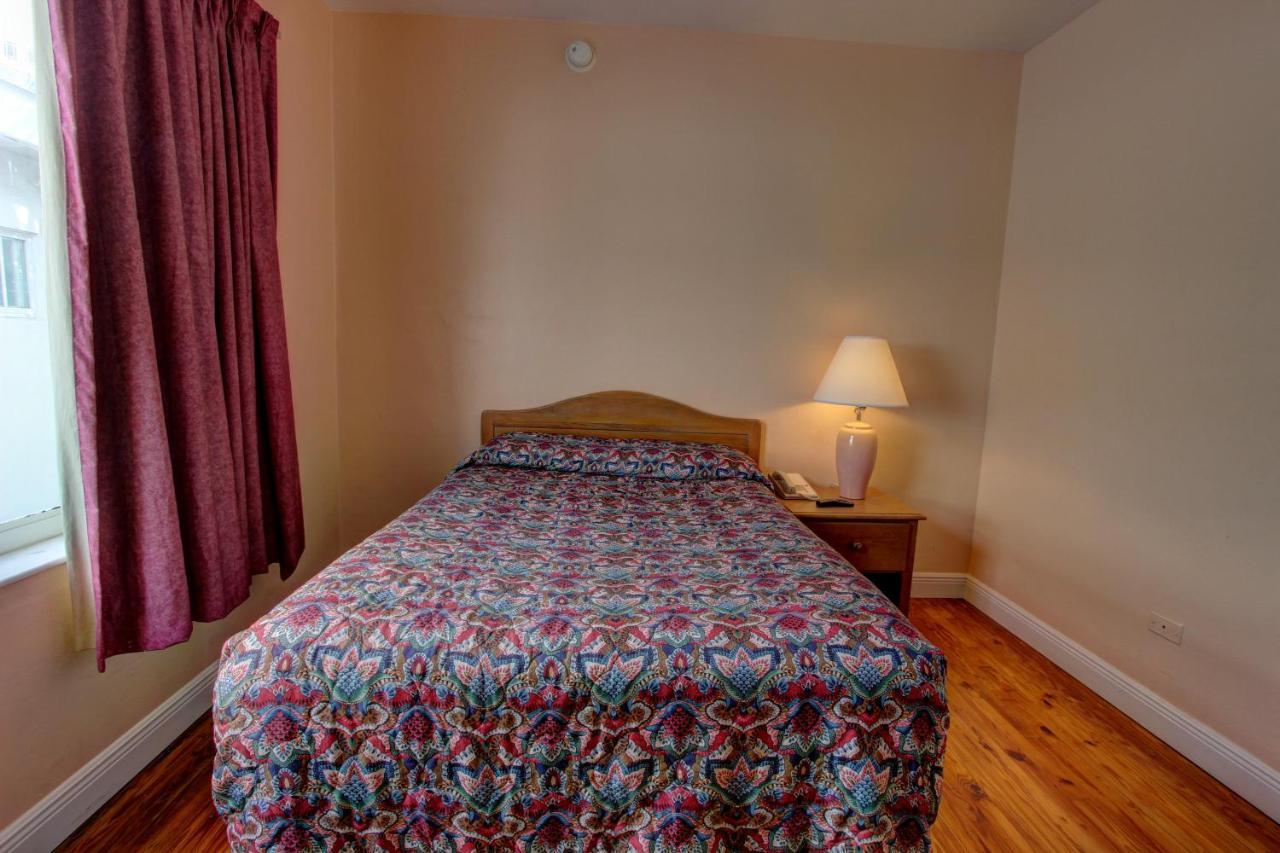 מיאמי ביץ' Geneva Hotel מראה חיצוני תמונה