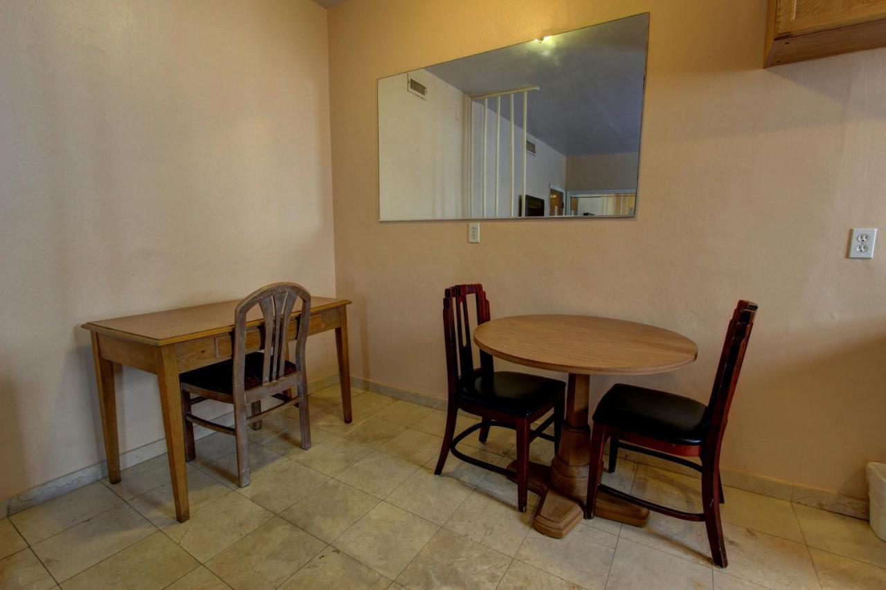 מיאמי ביץ' Geneva Hotel מראה חיצוני תמונה